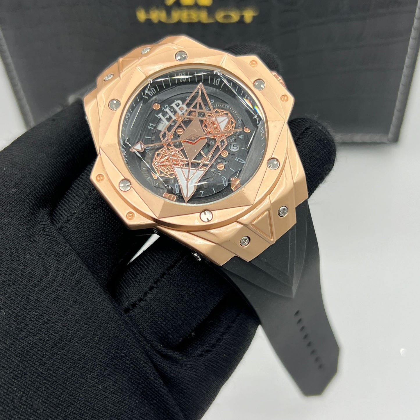 HUBLOT BIG BANG QUARTZ PREMIUM WATCH