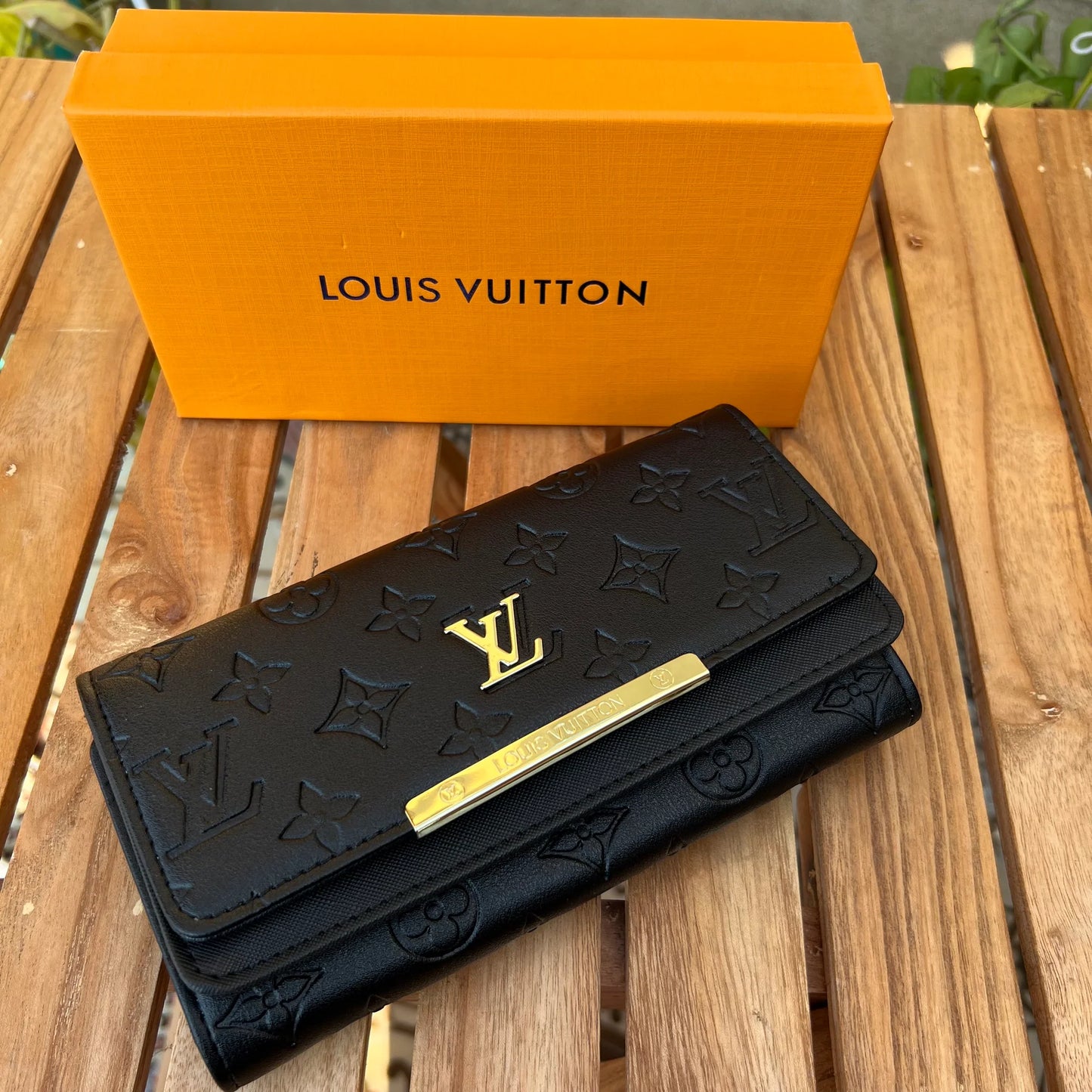 LV Signature Black Wallet – Luxurious Charm