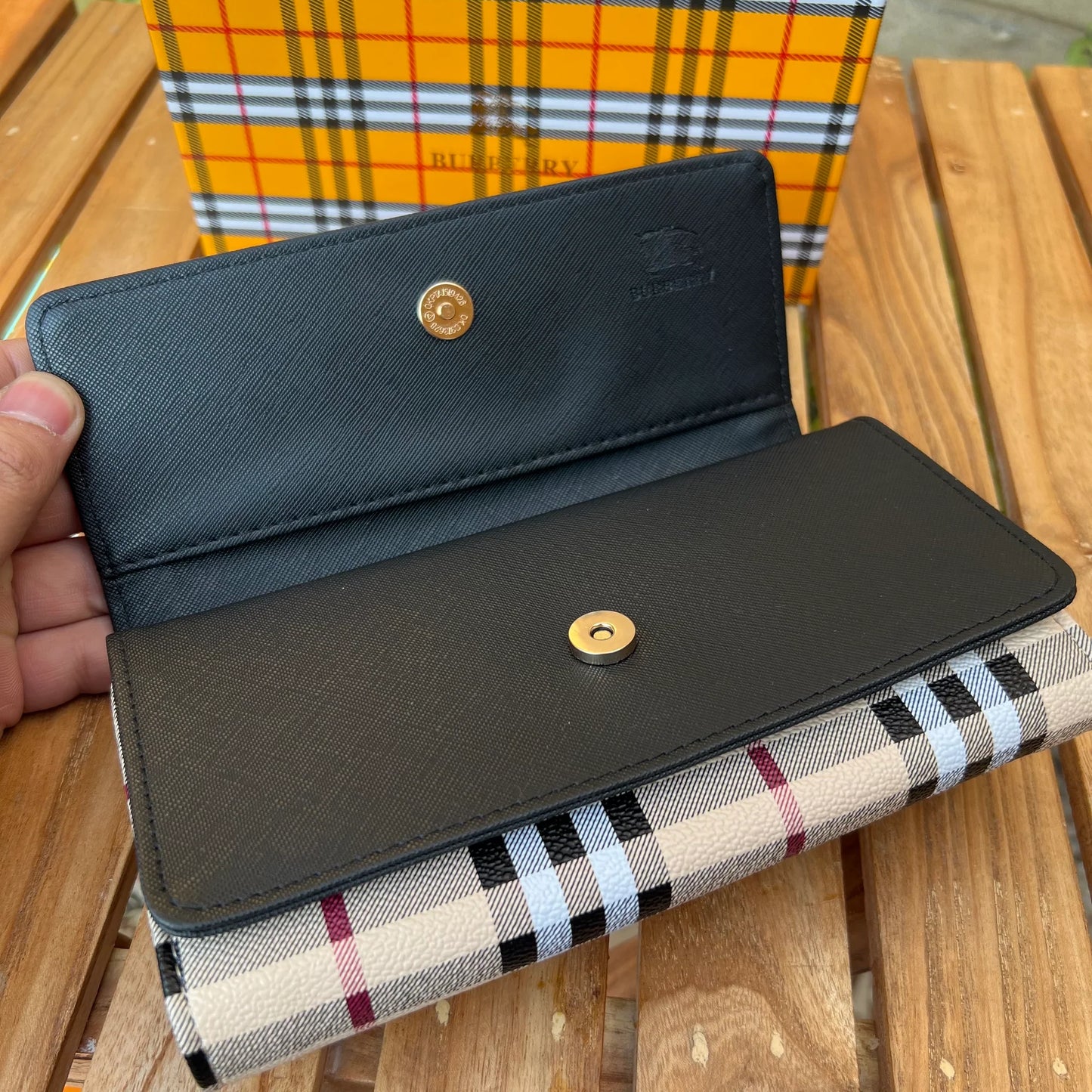 Burberry Double Signature