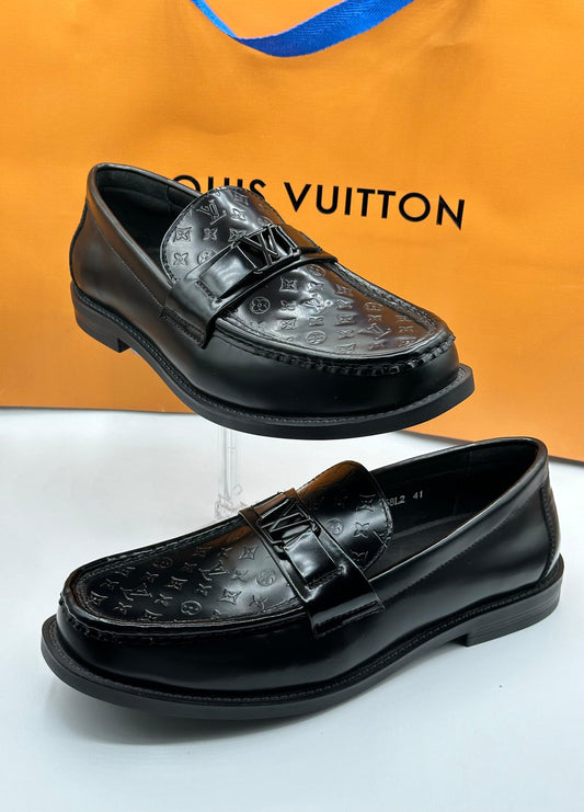 Louis Vuitton Signature Black Major Loafers