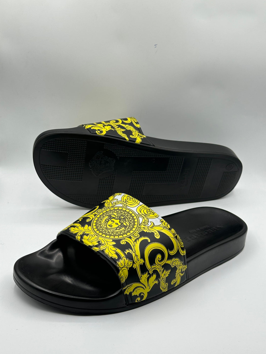 Versace Golden Premium  Slide