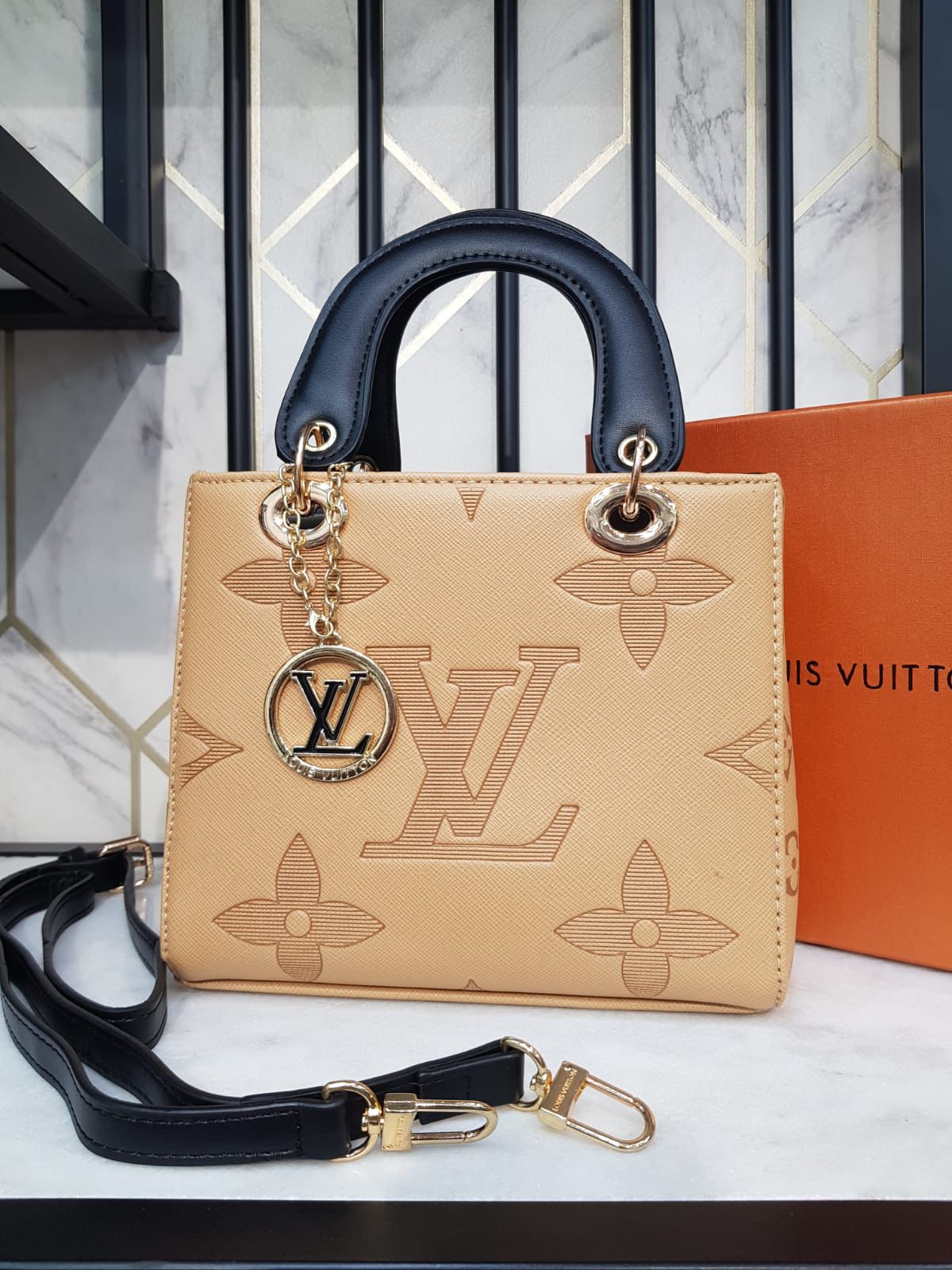 Chic Statement LV Bag