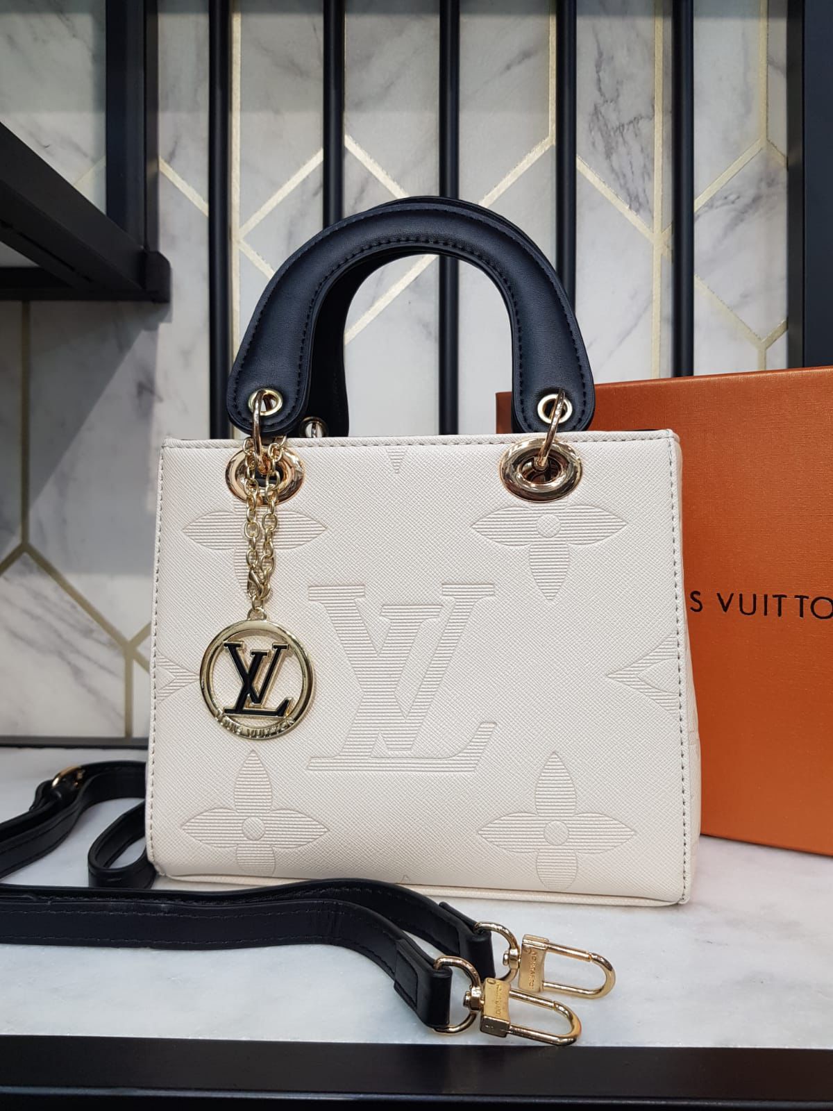 Chic Statement LV Bag