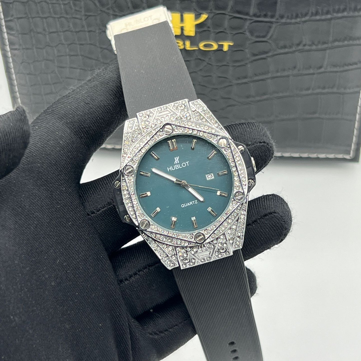 HUBLOT DIAMOND PREMIUM WATCH